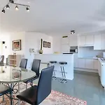 Lecomte - Side Family Escape 73