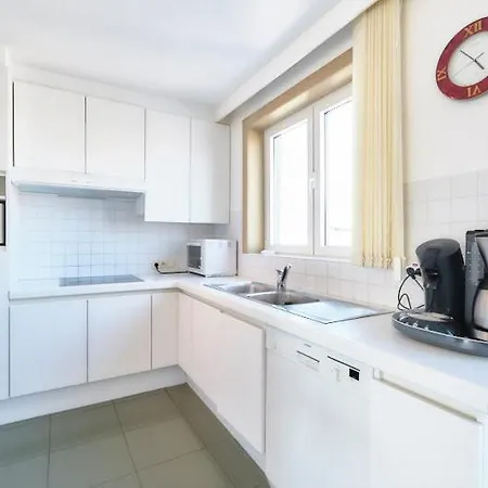 Lecomte - Side Family Escape 73 Ostende