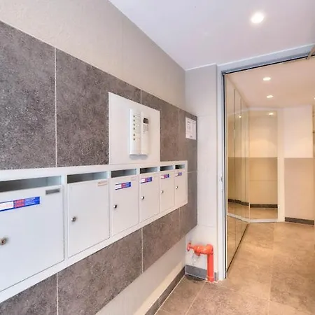 Lecomte - Side Family Escape 73 *