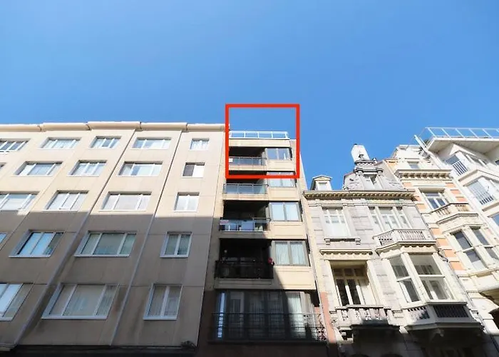 Lecomte - Side Family Escape 73