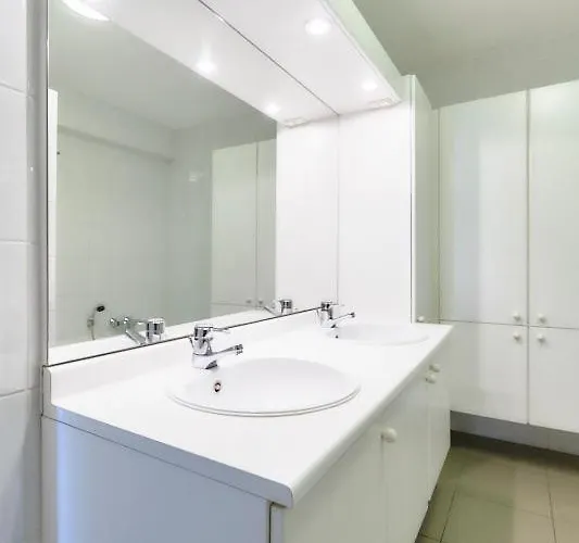 Lecomte - Side Family Escape 73 Apartment *