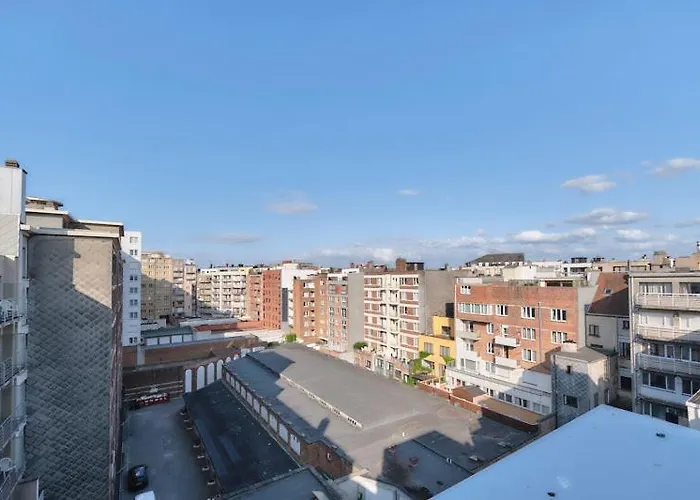 Lecomte - Side Family Escape 73 Ostende